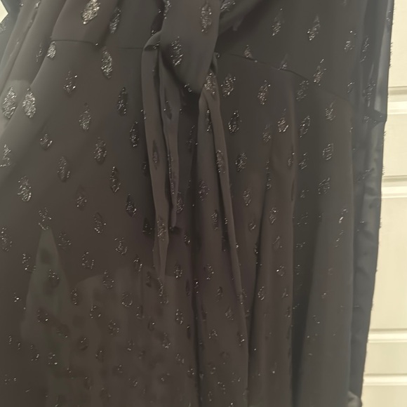 Evernew Black Women's Dress - Picture 7 of 7